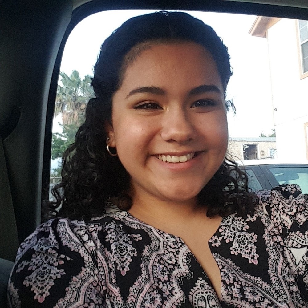 Meet your Posher, Monica